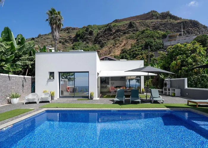 Ourmadeira - Grayci's House アルコ・ダ・カリェタ